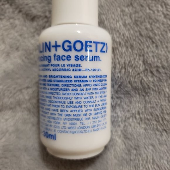 🌈2/$20. Malin & Goetz resurfacing face serum - Picture 4 of 5